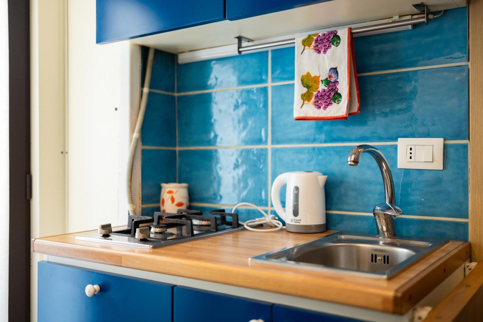 Terra Dell'Etna Apartment Катания Екстериор снимка