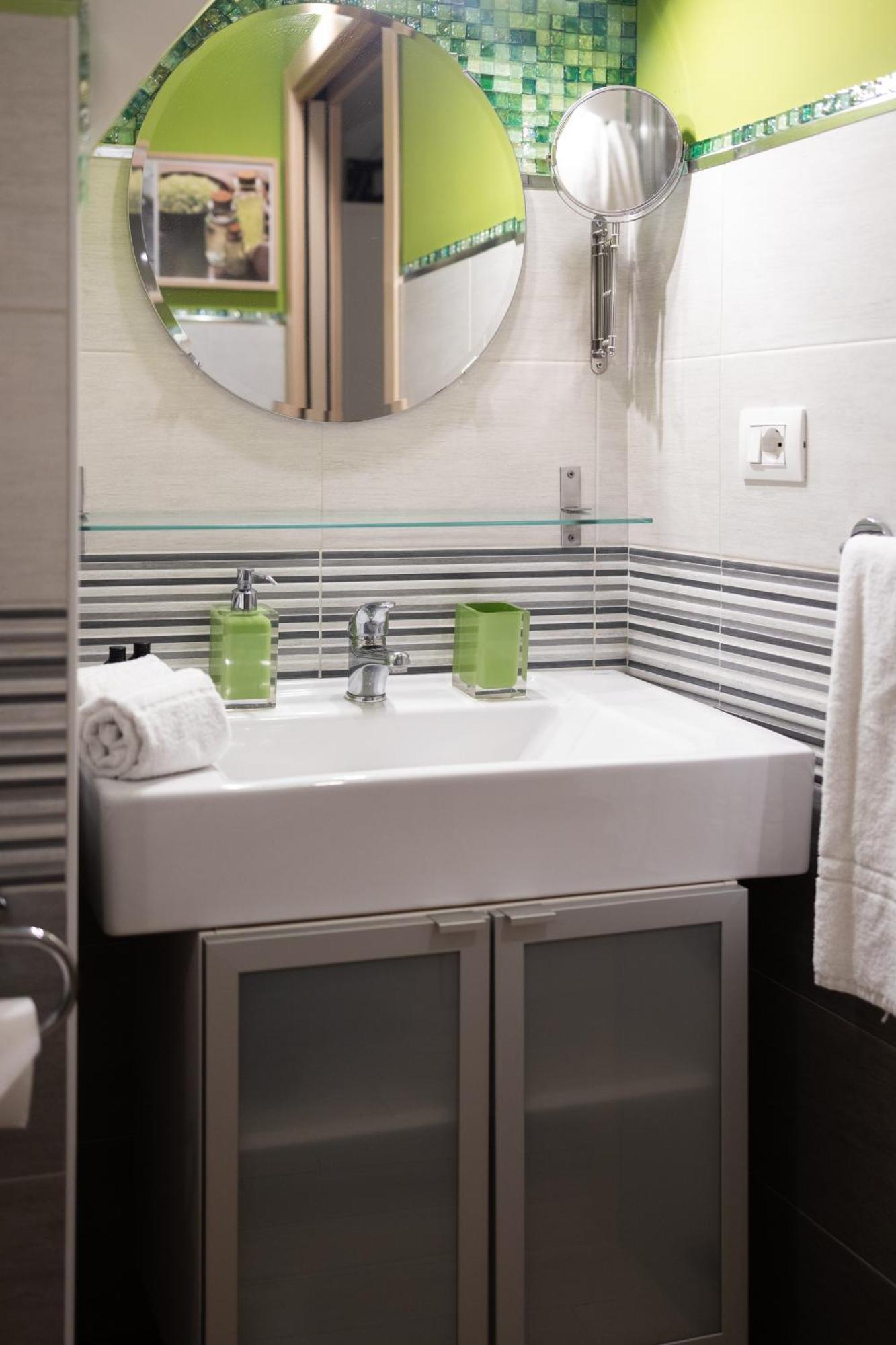 Terra Dell'Etna Apartment Катания Екстериор снимка