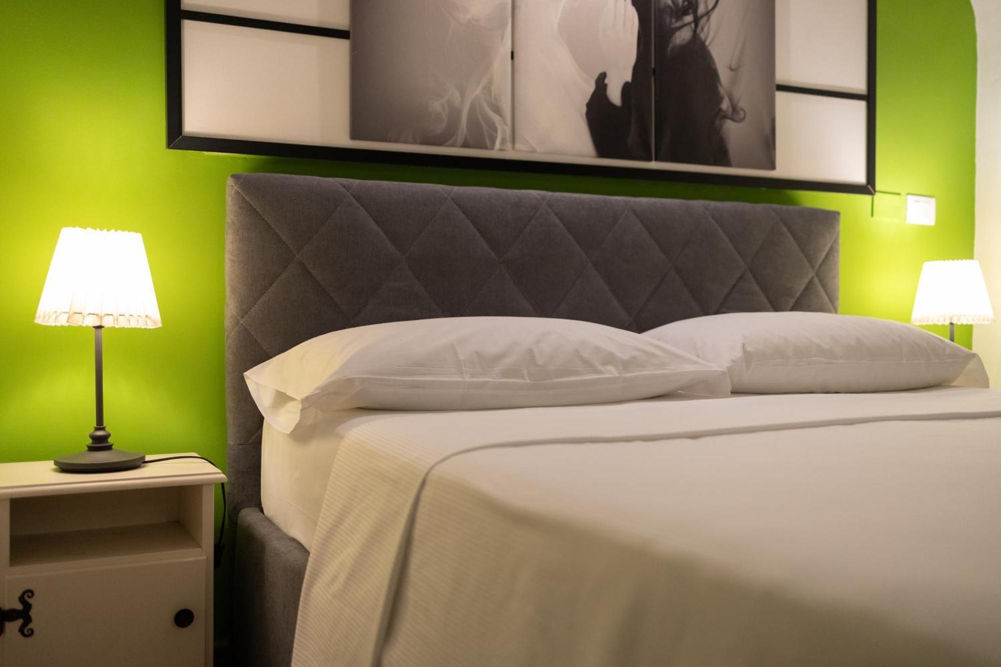 Terra Dell'Etna Apartment Катания Екстериор снимка