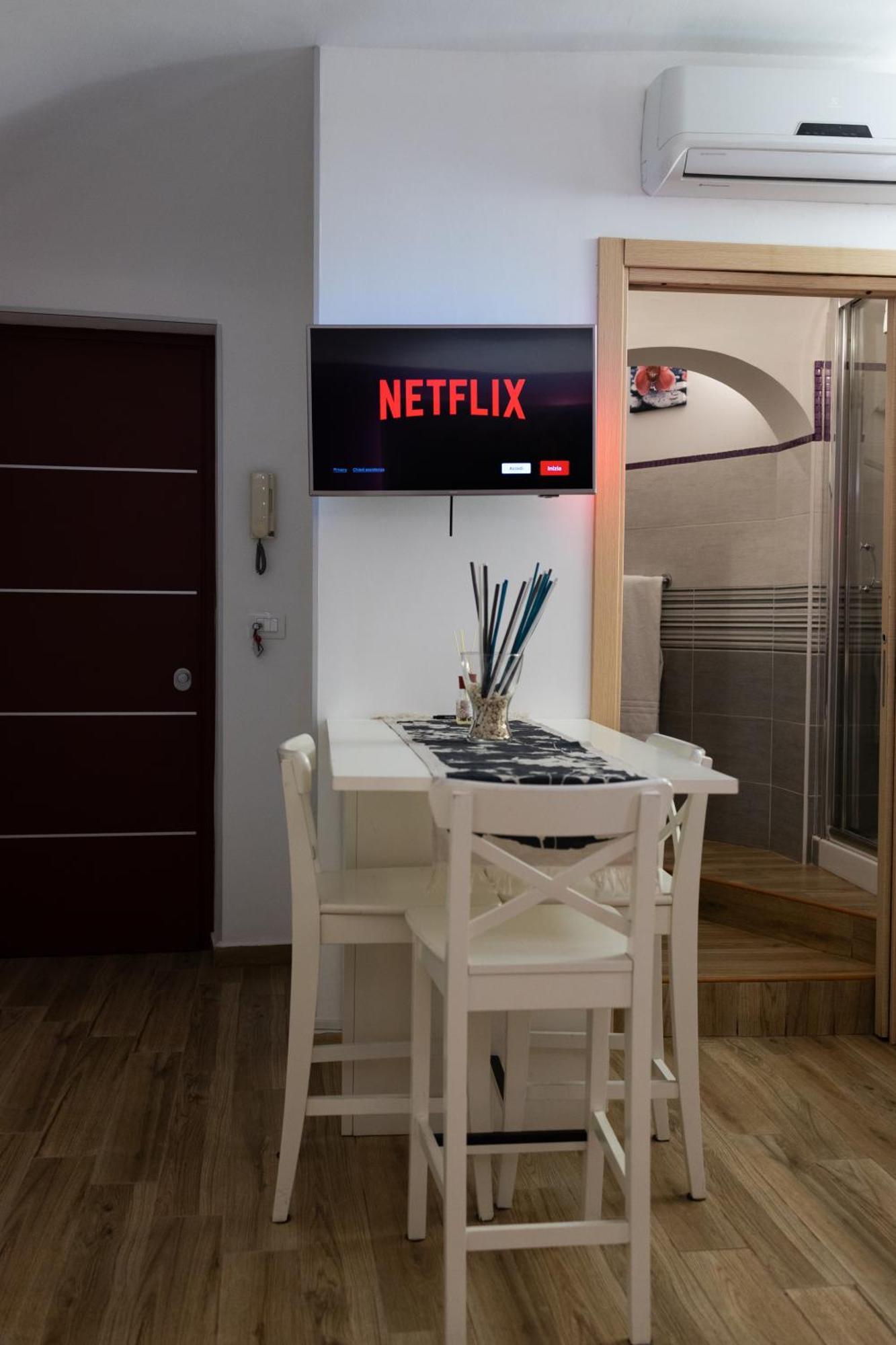 Terra Dell'Etna Apartment Катания Екстериор снимка