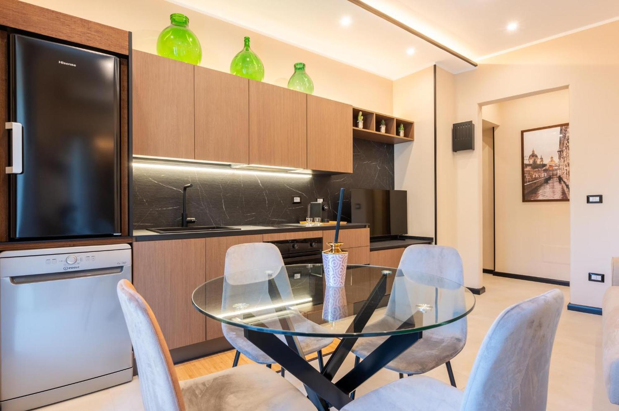Terra Dell'Etna Apartment Катания Екстериор снимка