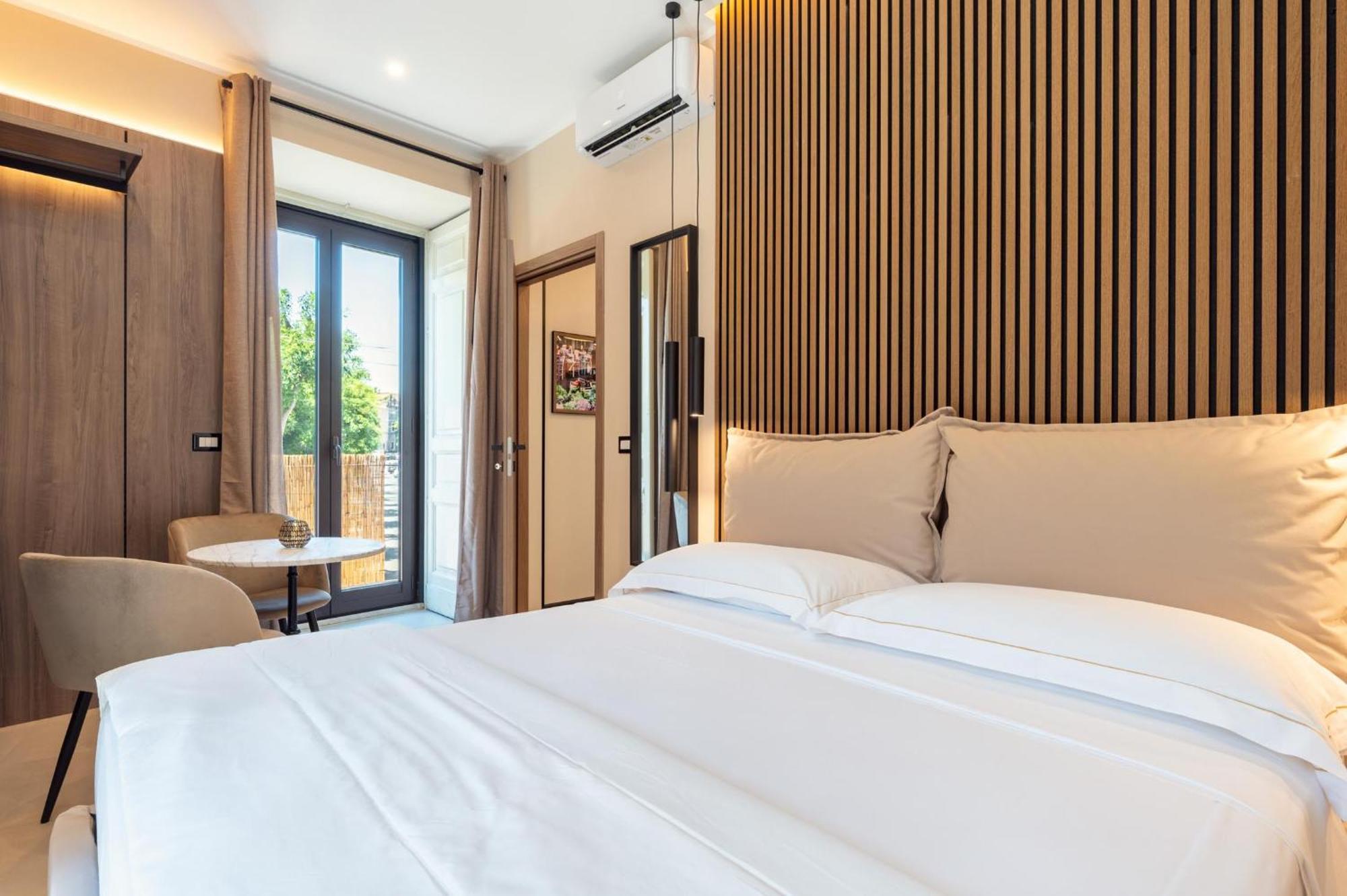 Terra Dell'Etna Apartment Катания Стая снимка